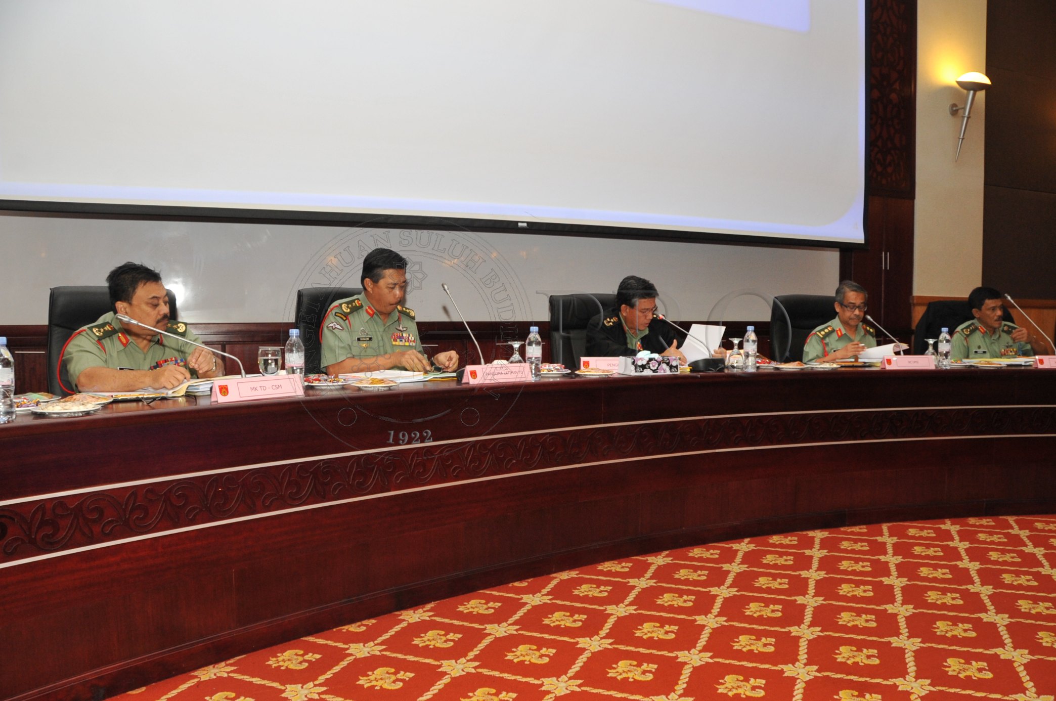 PRO 14 02 PALAPES PRO 2834